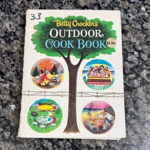 Betty Crocker Outdoor Cookbook Vintage 1961 EUC